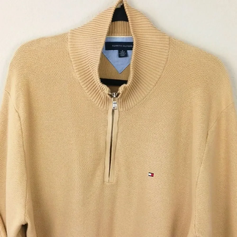 Tommy Hilfiger Men's tan quarter zip textured sweater sz M